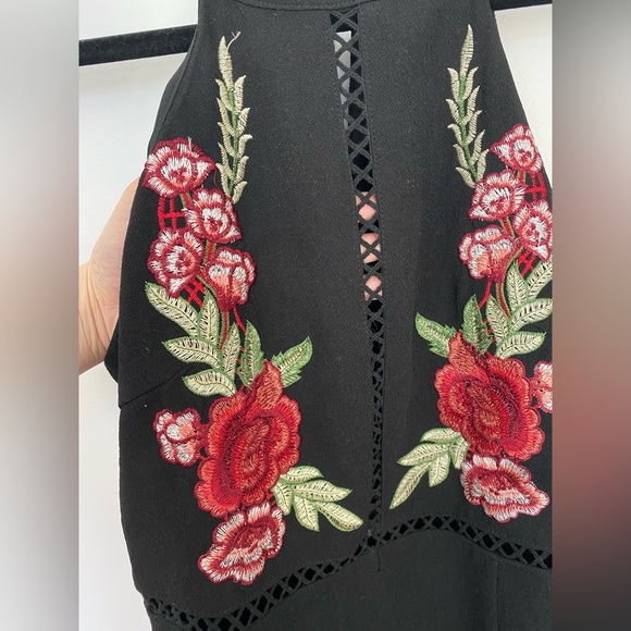 Women’s Black Romper with Floral Design - Picture 4 of 7